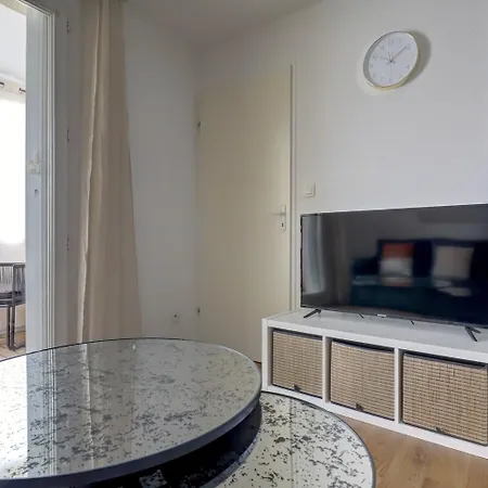 Apartment Oiqia • Sahel *